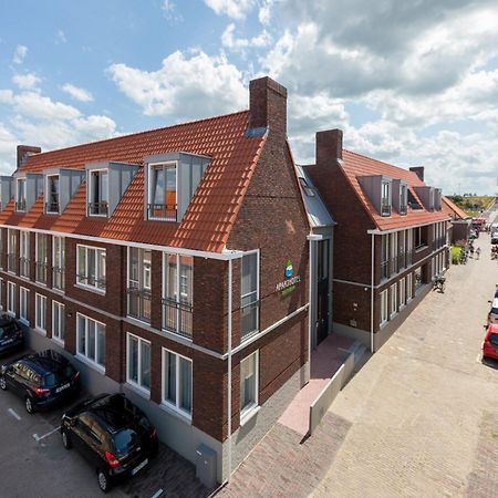 Lush Apartment In Zoutelande Near Beach Exterior photo