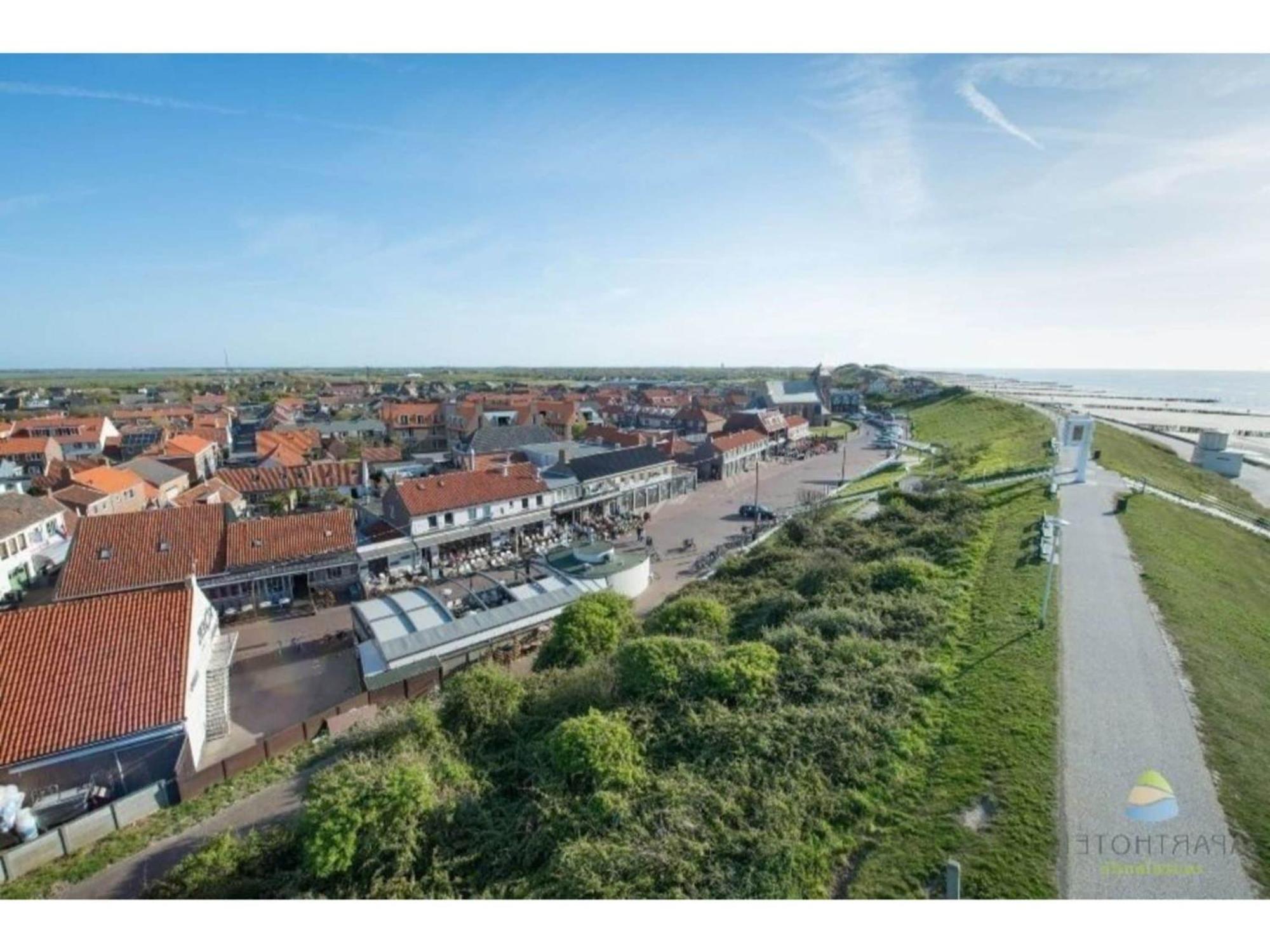 Lush Apartment In Zoutelande Near Beach Exterior photo