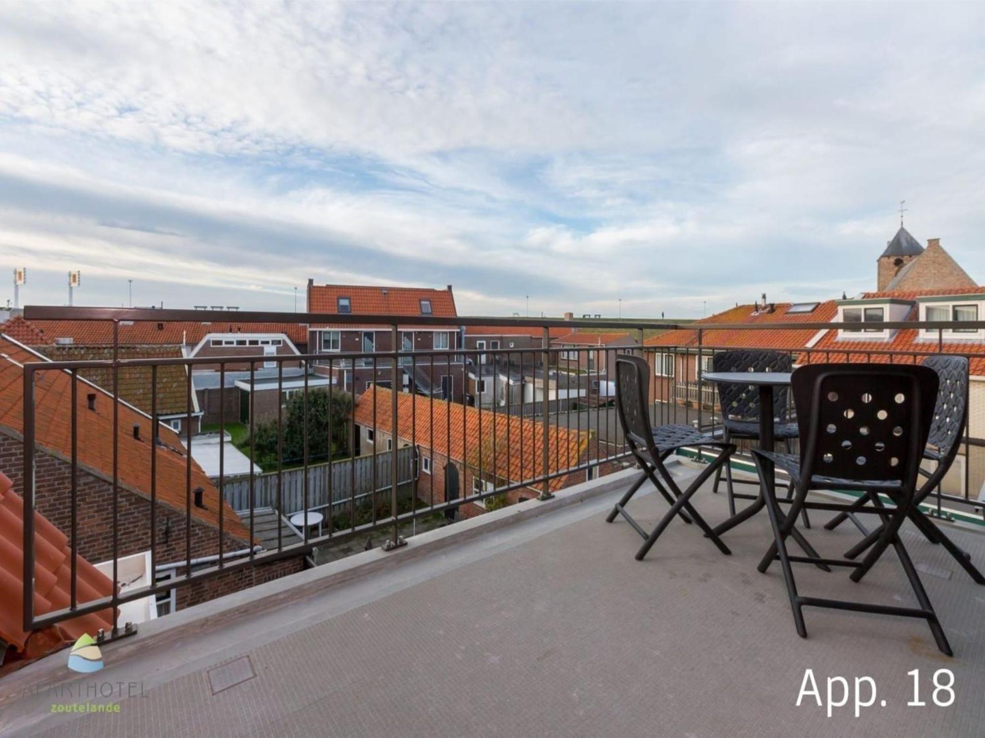 Lush Apartment In Zoutelande Near Beach Exterior photo