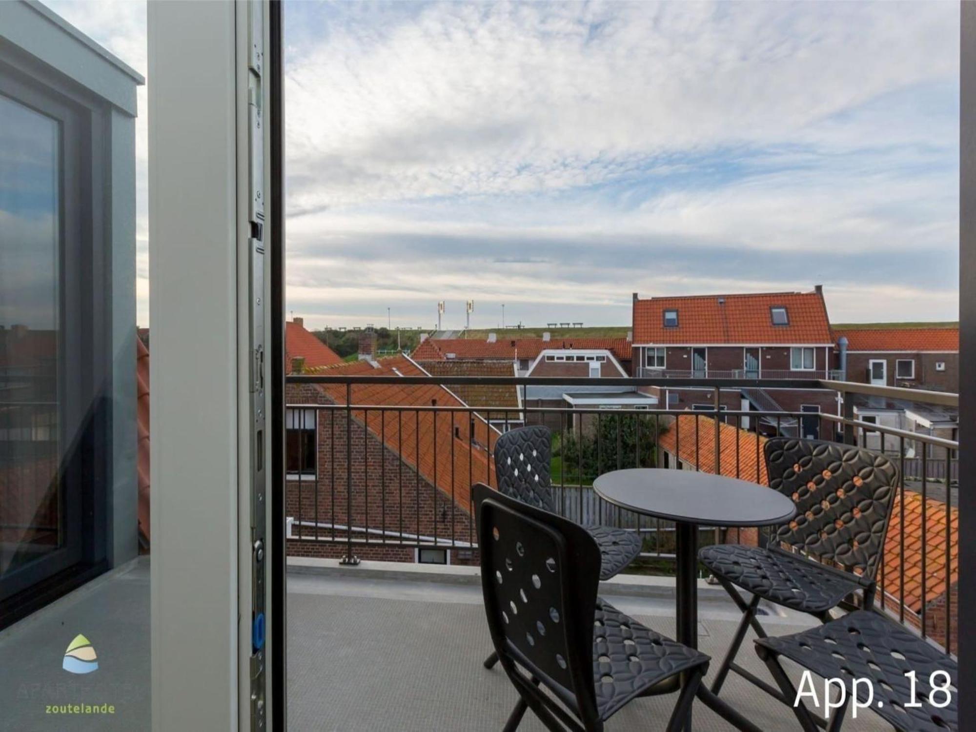 Lush Apartment In Zoutelande Near Beach Exterior photo